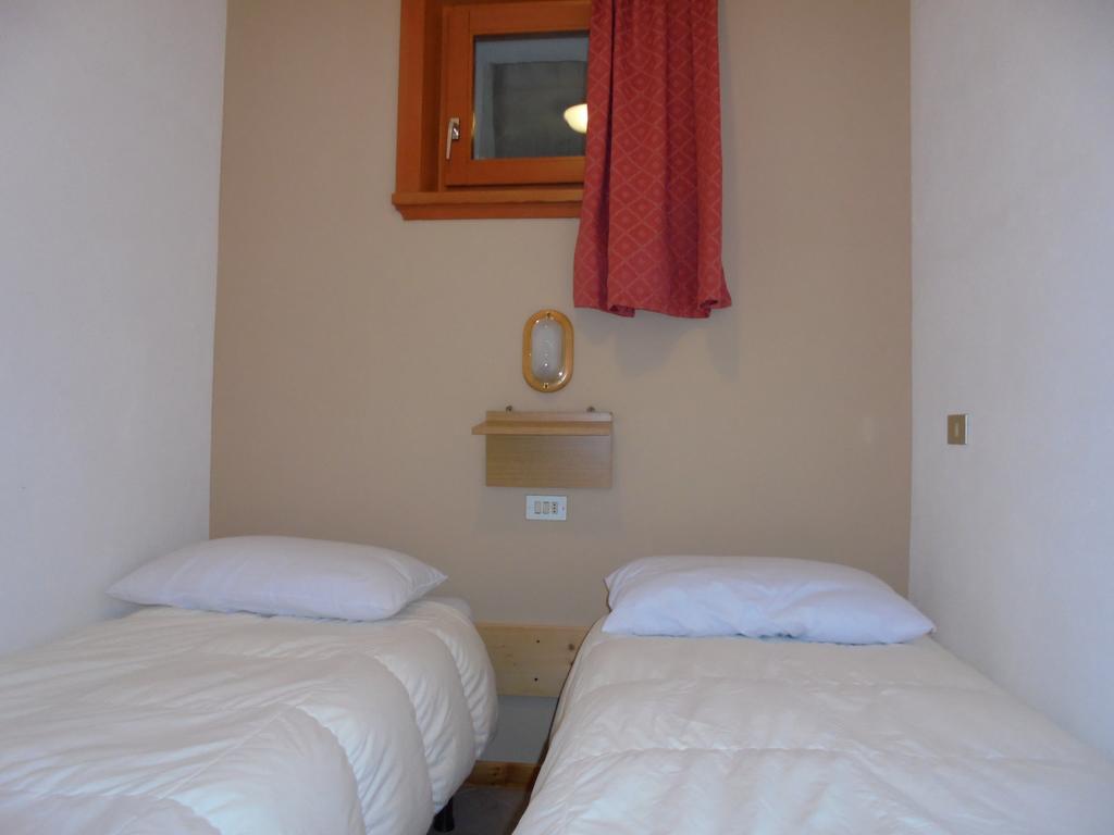 Casa Gembre Appartement Livigno Buitenkant foto